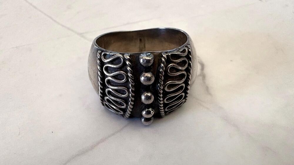 Vintage Artisan Wide Cigar Band Ring Size 6 Silver Wirework Raindrop Tribal